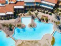 Esperienza Argonauti Sea Life: recensioni positive per questo resort con piscine cristalline e palme.